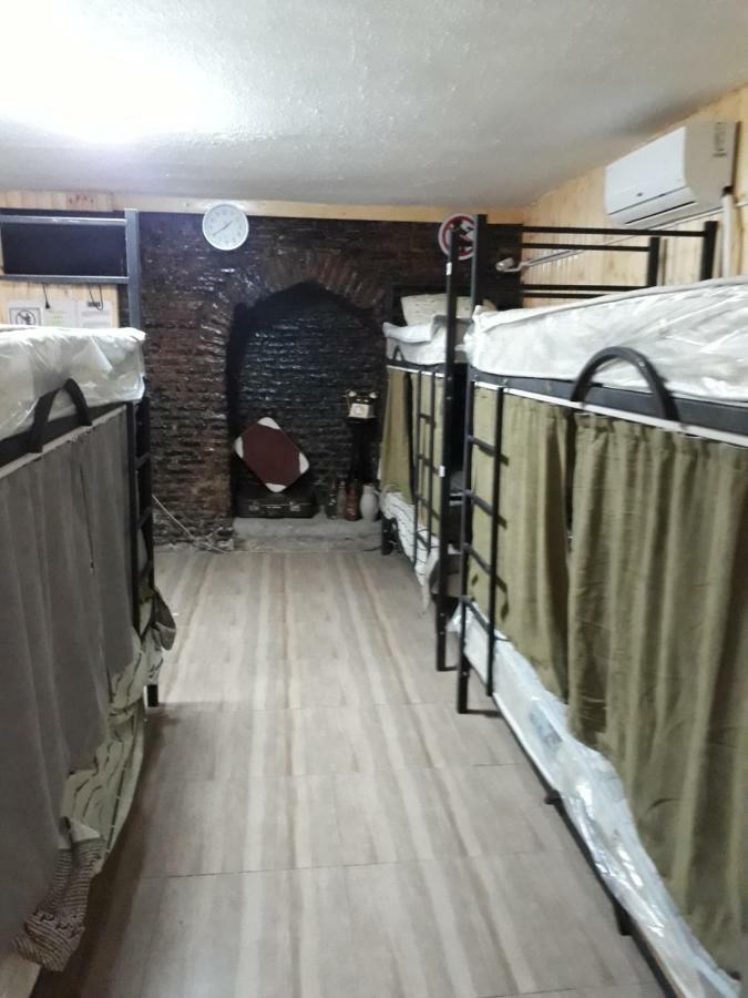 Avlabari Vandrarhem Tbilisi Exteriör bild